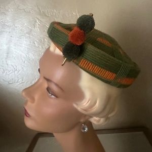 UNIQUE 1950s' GREEN/ORANGE TOQUE